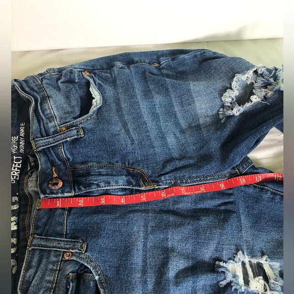 S.O.N.G. Perfect High Rise Skinny Ankle Jeans 9/29 Distressed Skater Rips - Picture 11 of 11